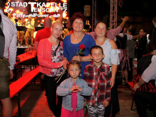 Auszug der Bedienungen  Hofer Volksfest Hofer Volksfest 2019 – Foto 15