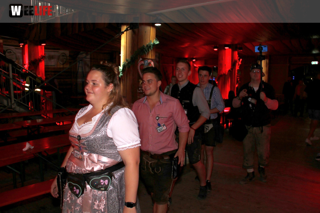 Auszug der Bedienungen  Hofer Volksfest Hofer Volksfest 2019