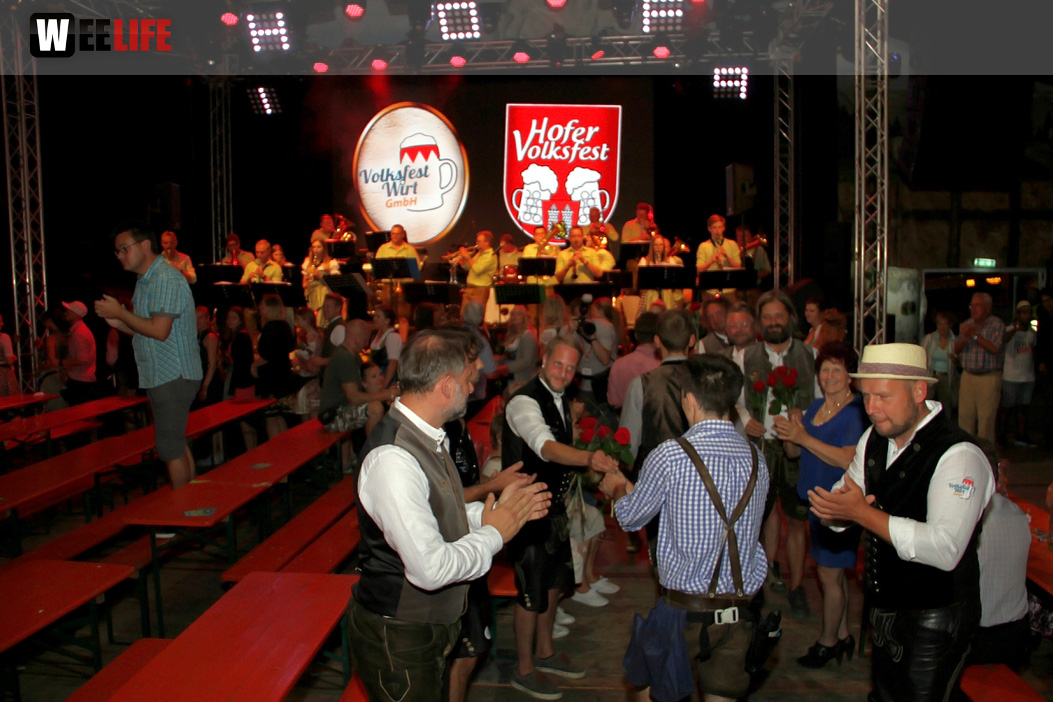 Auszug der Bedienungen  Hofer Volksfest Hofer Volksfest 2019