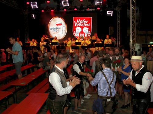 Auszug der Bedienungen  Hofer Volksfest Hofer Volksfest 2019 – Foto 21
