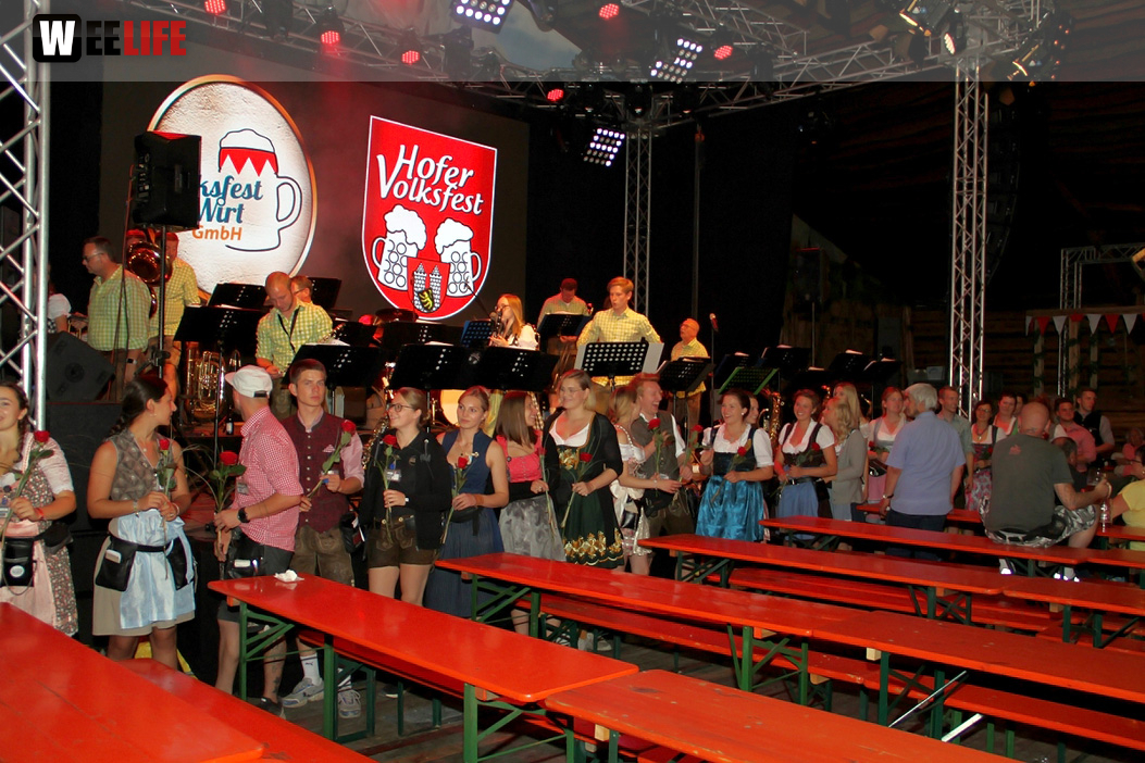 Auszug der Bedienungen  Hofer Volksfest Hofer Volksfest 2019