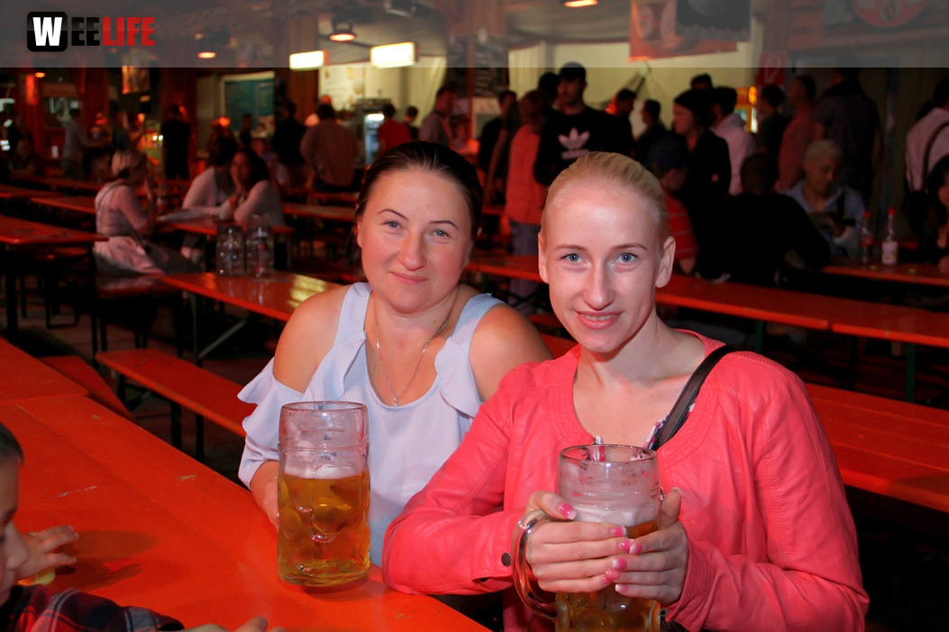 Auszug der Bedienungen  Hofer Volksfest Hofer Volksfest 2019