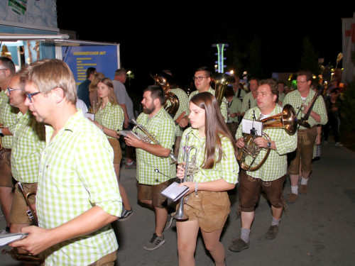 Auszug der Bedienungen  Hofer Volksfest Hofer Volksfest 2019 – Foto 38