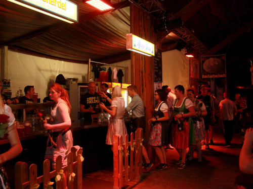 Auszug der Bedienungen  Hofer Volksfest Hofer Volksfest 2019 – Foto 43