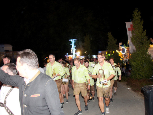 Auszug der Bedienungen  Hofer Volksfest Hofer Volksfest 2019 – Foto 54
