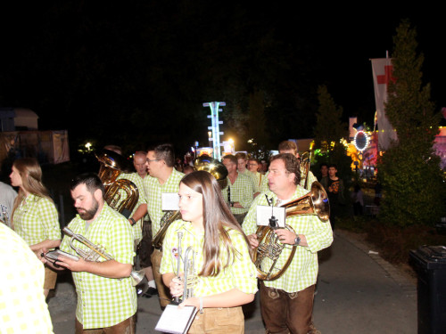 Auszug der Bedienungen  Hofer Volksfest Hofer Volksfest 2019 – Foto 56