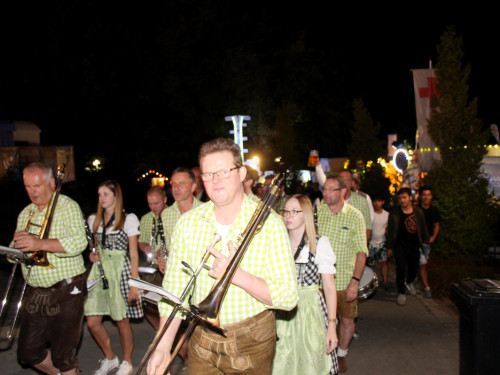 Auszug der Bedienungen  Hofer Volksfest Hofer Volksfest 2019 – Foto 58
