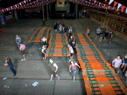 Zelt Ausräumen Gruppenbild Hofer Volksfest Hofer Volksfest 2019 – Foto 13