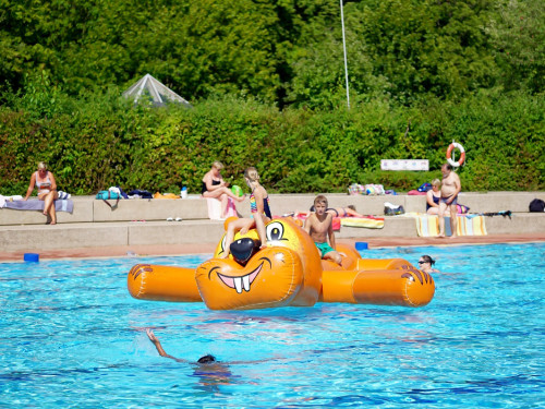 Sommer Pool Party Freibad Hof – Foto 30