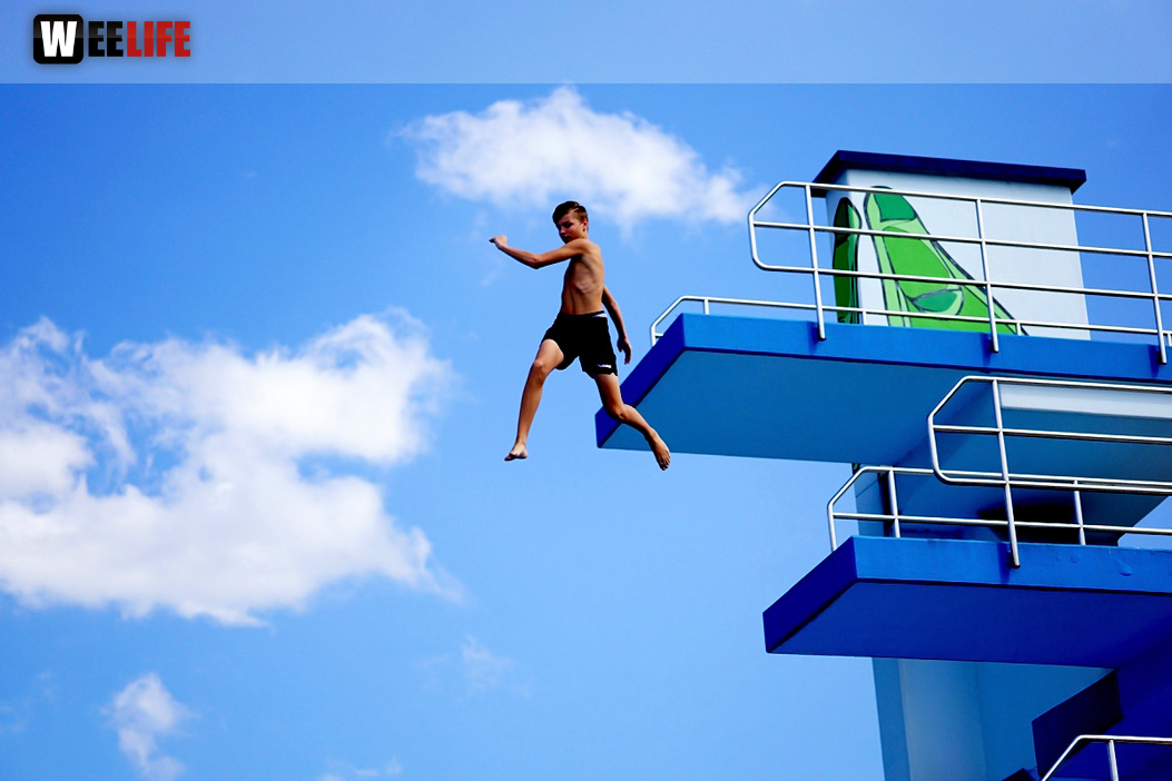 Sommer Pool Party Freibad Hof