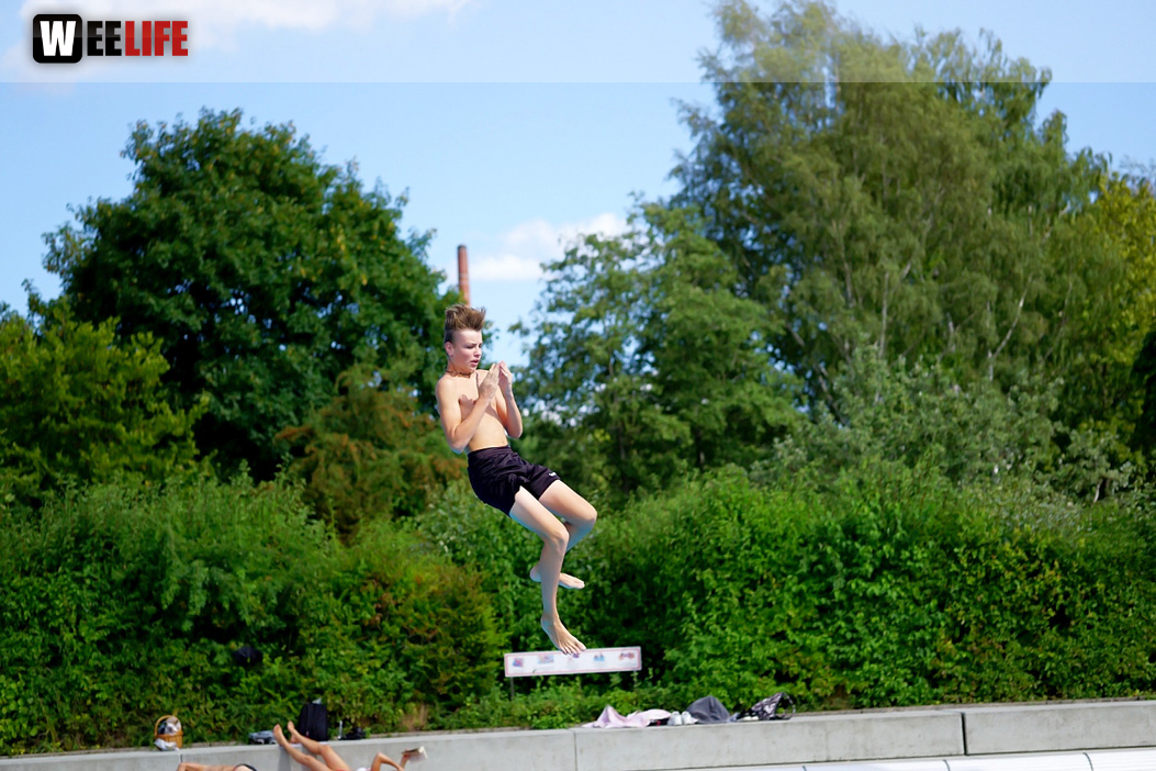 Sommer Pool Party Freibad Hof