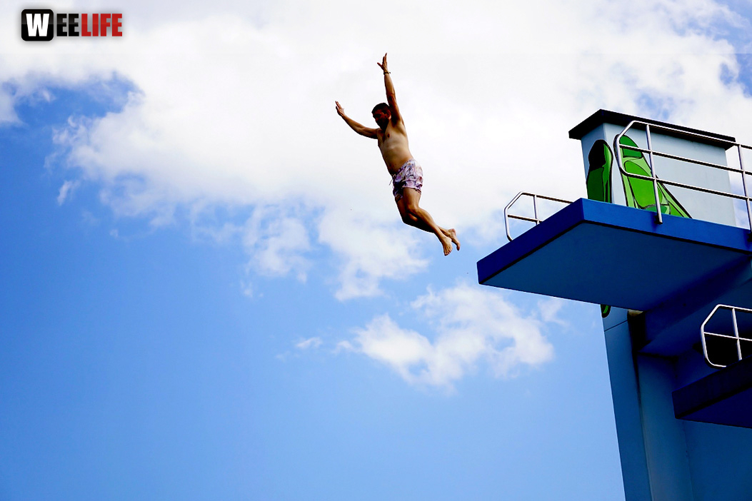 Sommer Pool Party Freibad Hof