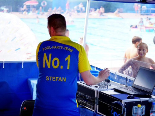 Sommer Pool Party Freibad Hof – Foto 52