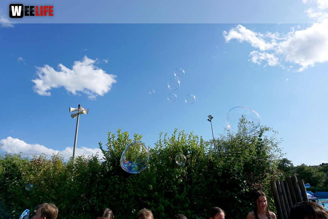 Sommer Pool Party Freibad Hof