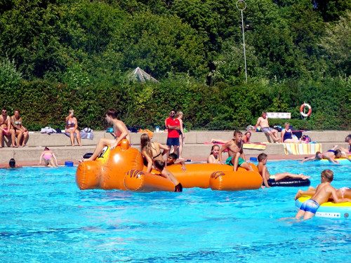 Sommer Pool Party Freibad Hof – Foto 148