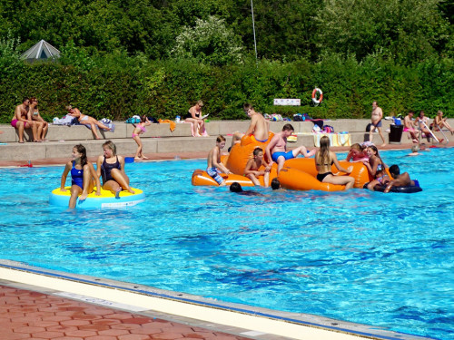 Sommer Pool Party Freibad Hof – Foto 156