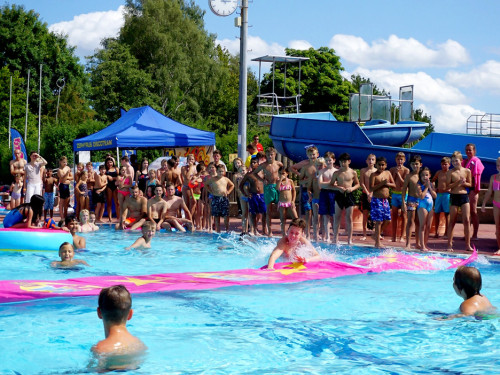 Sommer Pool Party Freibad Hof – Foto 171