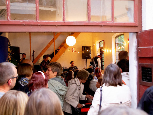 Innenhofkonzert Bahnhofsviertel 5.9.2019 – Foto 21