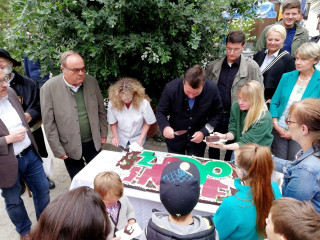Foto 234094 im Album