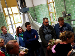 Vorschau des vorherigen Fotos