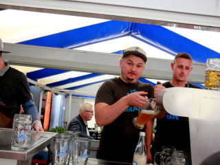 Foto 234260 im Album