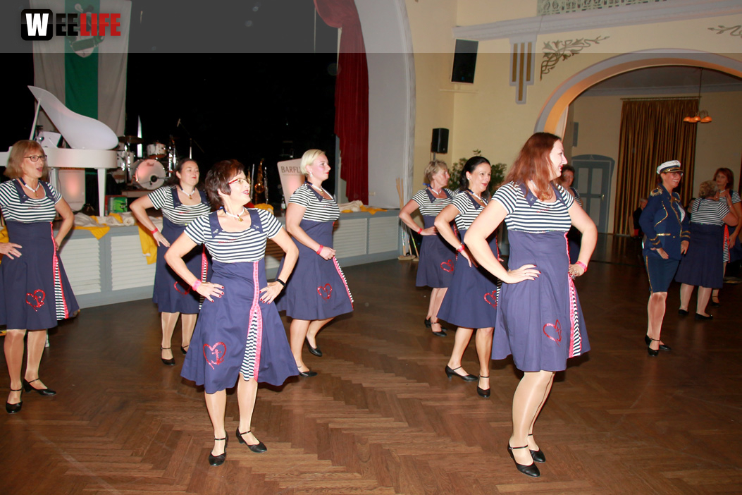 Gala Ball mit Barfly 150 Jahre Absolvia