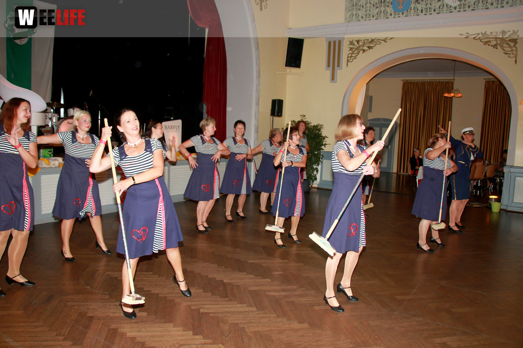 Gala Ball mit Barfly 150 Jahre Absolvia
