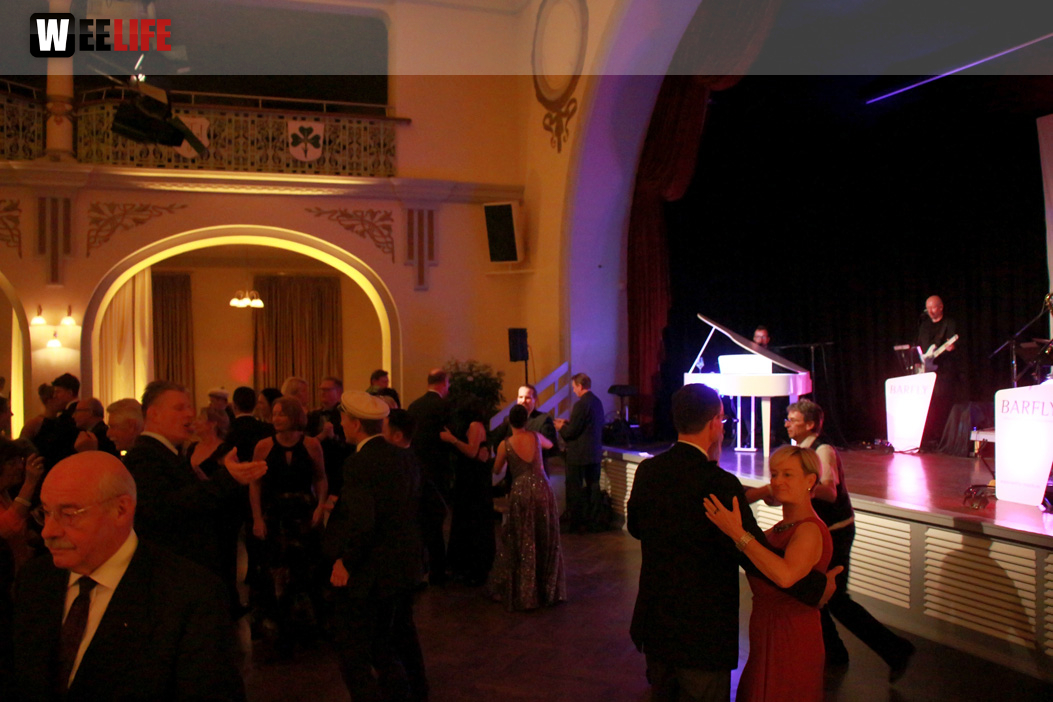 Gala Ball mit Barfly 150 Jahre Absolvia