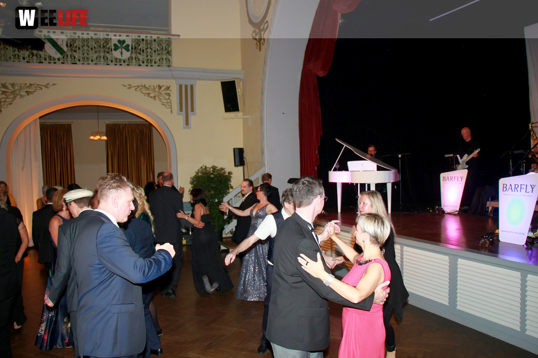 Gala Ball mit Barfly 150 Jahre Absolvia