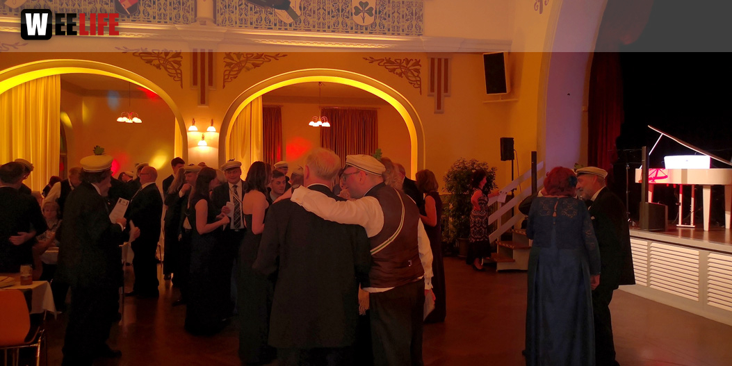 Gala Ball mit Barfly 150 Jahre Absolvia
