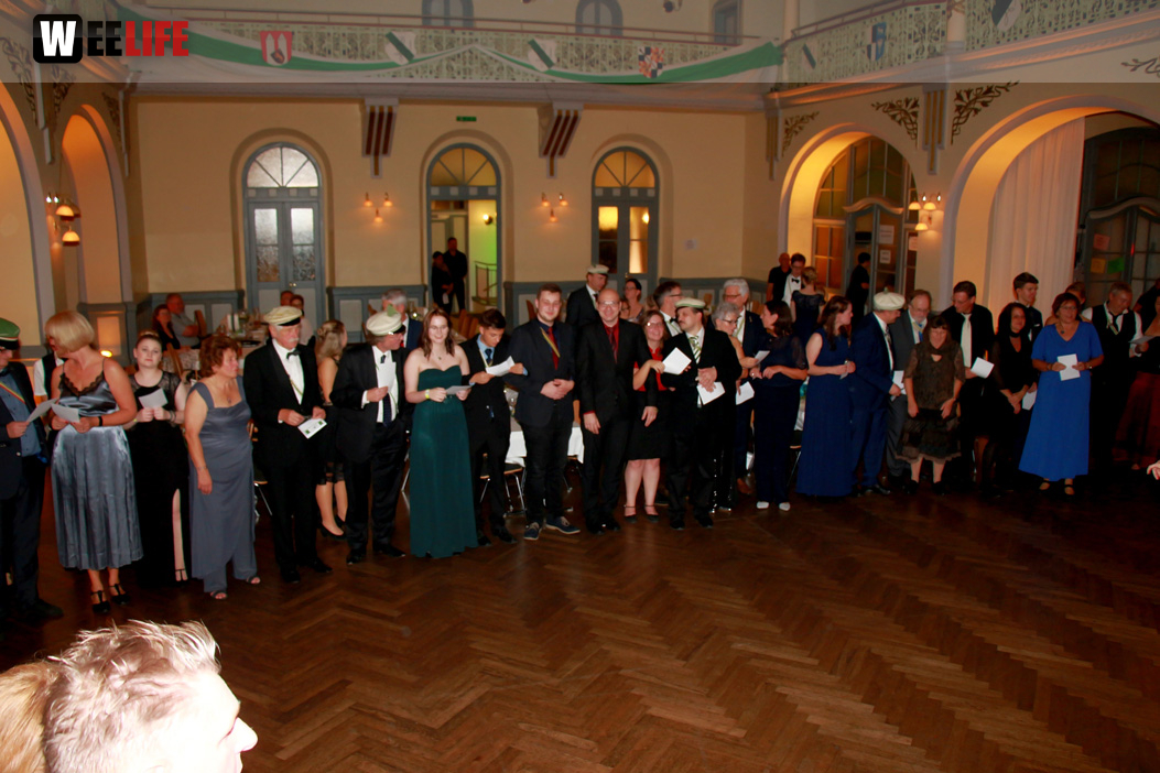 Gala Ball mit Barfly 150 Jahre Absolvia