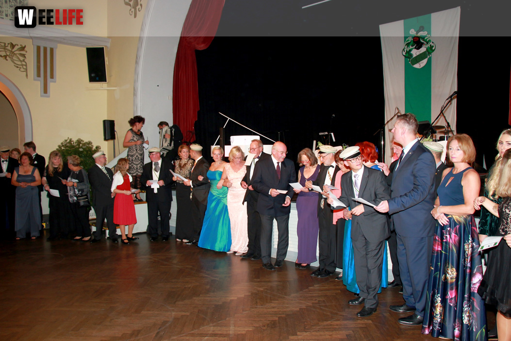 Gala Ball mit Barfly 150 Jahre Absolvia