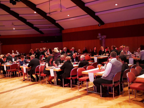 Schwarz Weiss Ball Helmbrechts mit Pina Colada 2019 – Foto 6