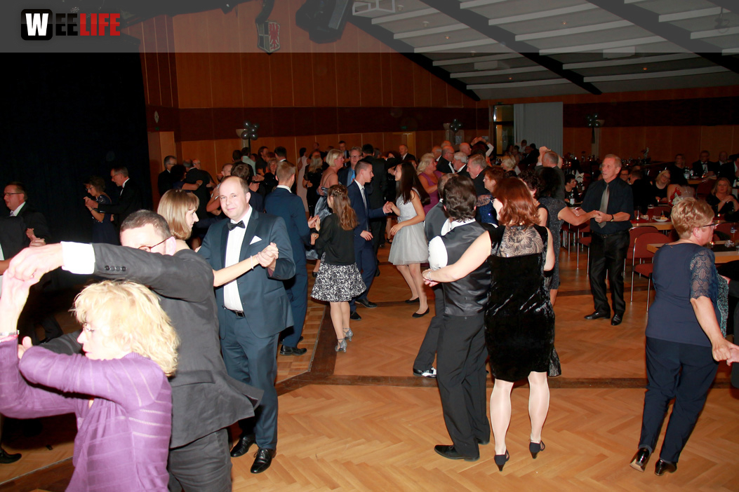 Schwarz Weiss Ball Helmbrechts mit Pina Colada 2019