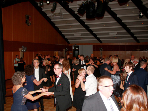 Schwarz Weiss Ball Helmbrechts mit Pina Colada 2019 – Foto 23