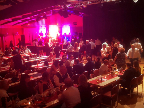 Schwarz Weiss Ball Helmbrechts mit Pina Colada 2019 – Foto 37
