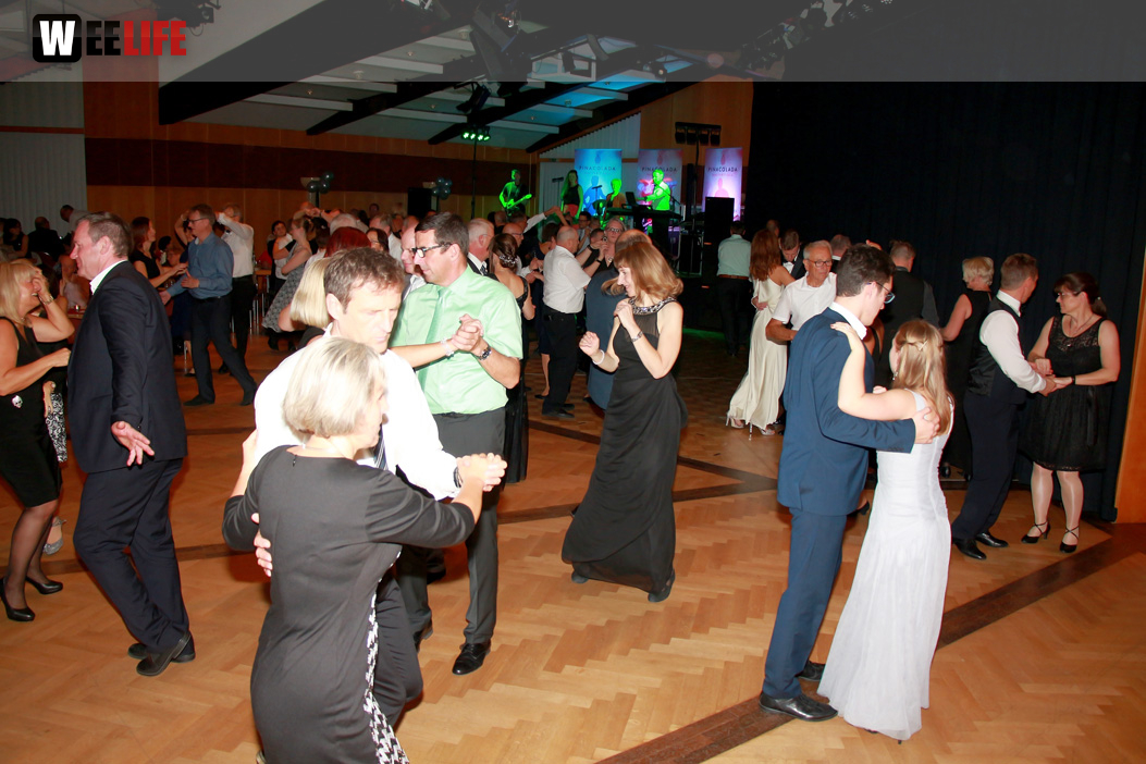 Schwarz Weiss Ball Helmbrechts mit Pina Colada 2019