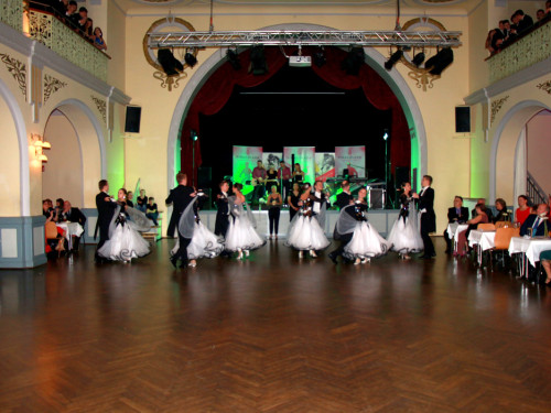 Abschlussball Jean Paul Wirtschaftsschule Montessrie GK Erwachsene TS Swing  Hof2 – Foto 13