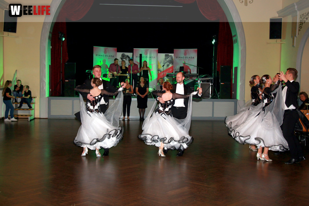 Abschlussball Jean Paul Wirtschaftsschule Montessrie GK Erwachsene TS Swing  Hof2
