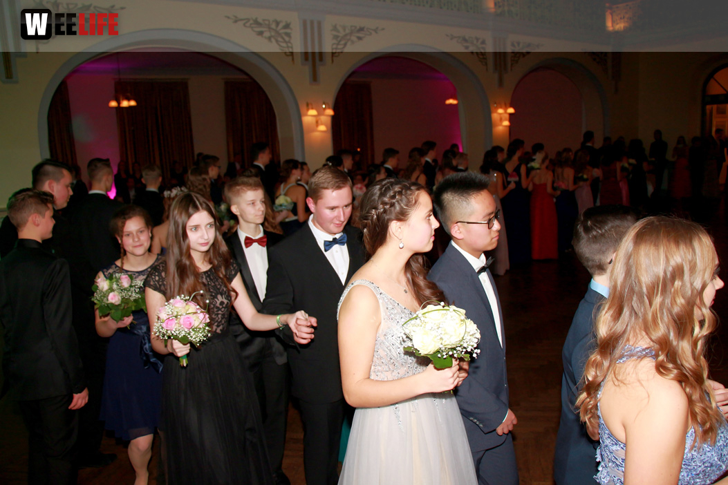 Abschlussball Jean Paul Wirtschaftsschule Montessrie GK Erwachsene TS Swing  Hof2