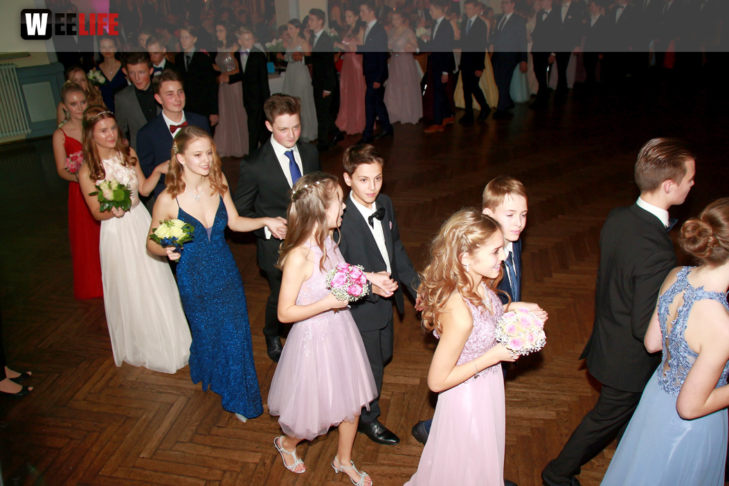 Abschlussball Jean Paul Wirtschaftsschule Montessrie GK Erwachsene TS Swing  Hof2