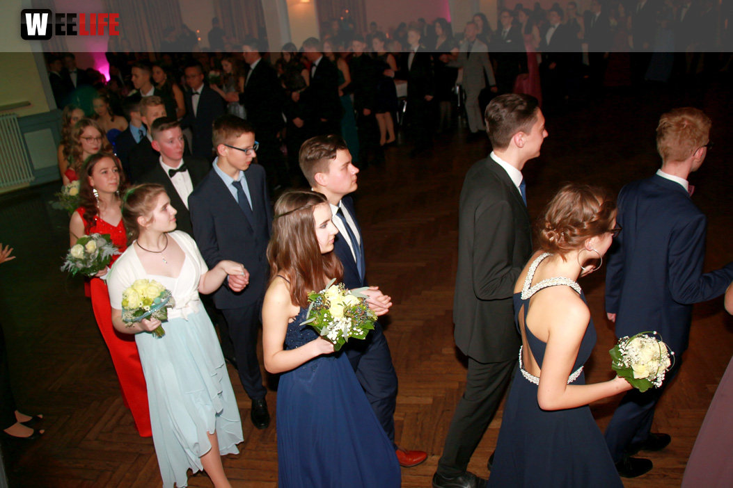 Abschlussball Jean Paul Wirtschaftsschule Montessrie GK Erwachsene TS Swing  Hof2