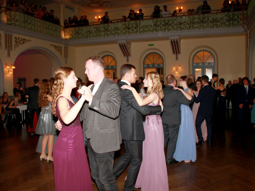 Abschlussball Jean Paul Wirtschaftsschule Montessrie GK Erwachsene TS Swing  Hof2 – Foto 81