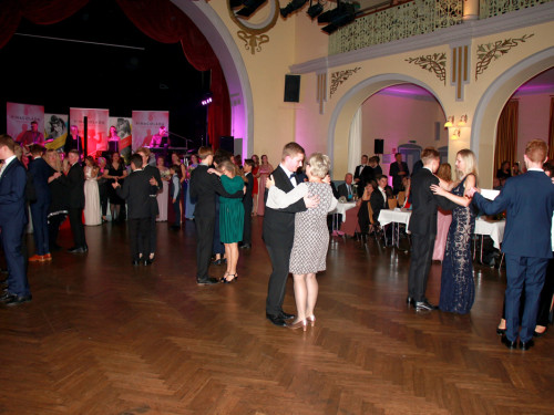 Abschlussball Jean Paul Wirtschaftsschule Montessrie GK Erwachsene TS Swing  Hof2 – Foto 86
