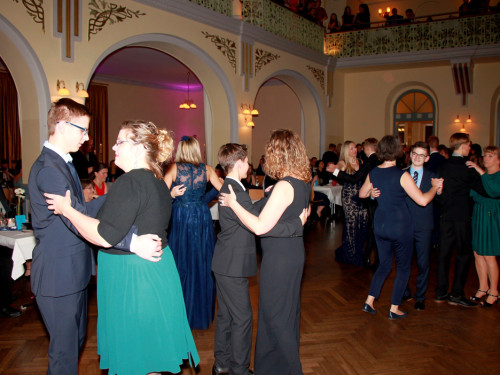 Abschlussball Jean Paul Wirtschaftsschule Montessrie GK Erwachsene TS Swing  Hof2 – Foto 94
