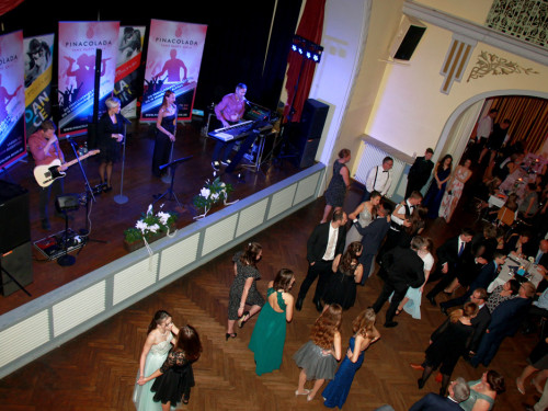 Abschlussball Jean Paul Wirtschaftsschule Montessrie GK Erwachsene TS Swing  Hof2 – Foto 184