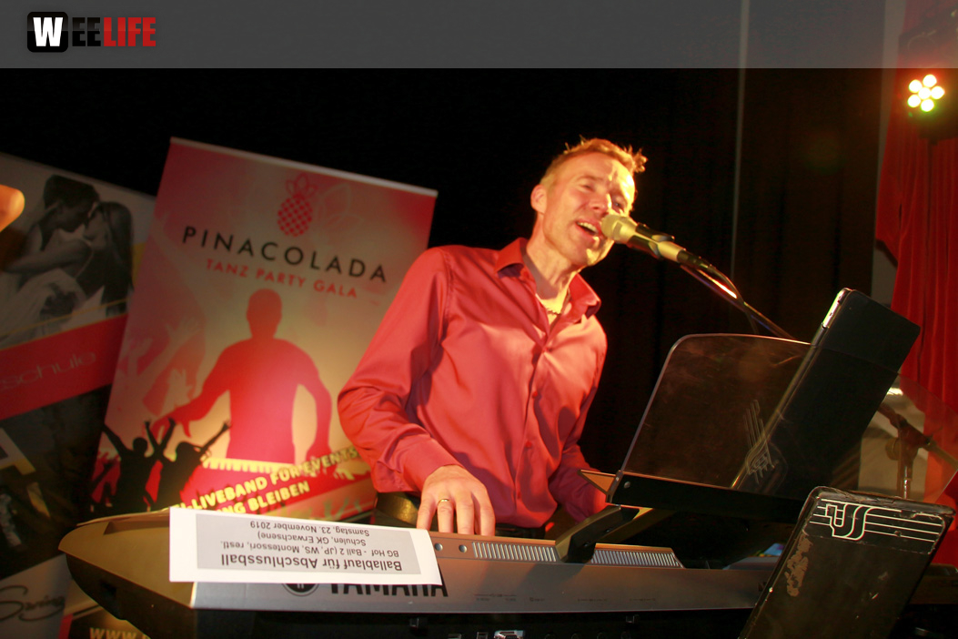 Abschlussball Jean Paul Wirtschaftsschule Montessrie GK Erwachsene TS Swing  Hof2