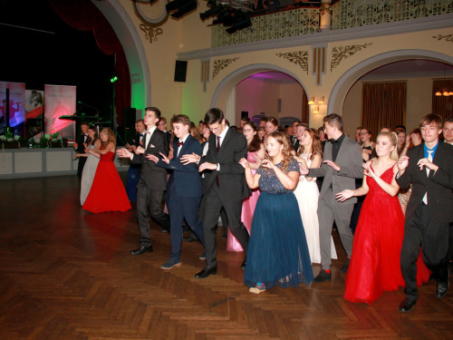 Abschlussball Jean Paul Wirtschaftsschule Montessrie GK Erwachsene TS Swing  Hof2 – Foto 223