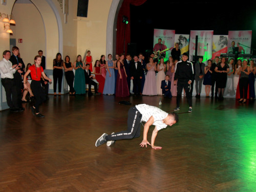 Abschlussball Jean Paul Wirtschaftsschule Montessrie GK Erwachsene TS Swing  Hof2 – Foto 229