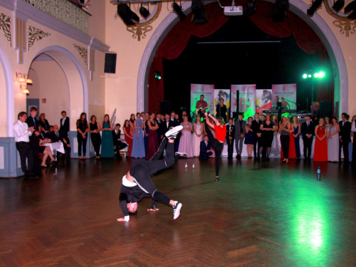 Abschlussball Jean Paul Wirtschaftsschule Montessrie GK Erwachsene TS Swing  Hof2 – Foto 235